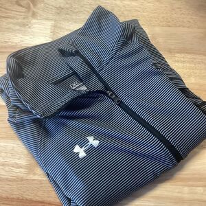Ladies Under Armour 1/4 zip pullover - medium‎